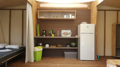 Mietunterkunft - Bungalow Maori Confort 17M² 2 Zimmer (Ohne Sanitäranlagen, Wasser) - image n°6 - Camping Le Château