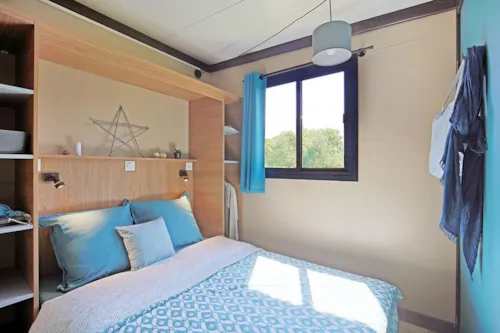 Accommodation - Cottage Morea Confort 25M²  2 Bedrooms+ Sheltered Terrace + Clim - image n°6 - Camping Le Château