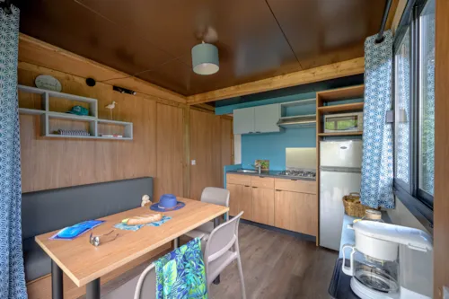 Accommodation - Cottage Morea Confort 25M²  2 Bedrooms+ Sheltered Terrace + Clim - image n°5 - Camping Le Château