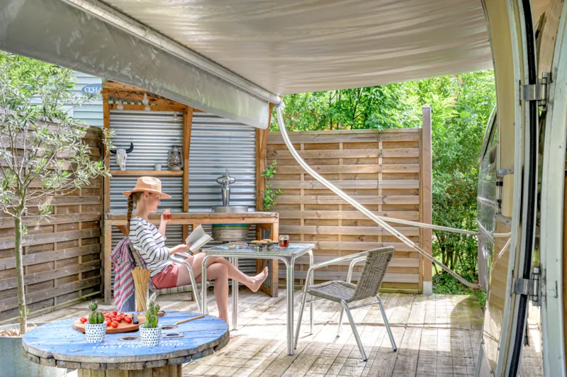 Caravane Américaine Airstream - Spa Privé Avec Terrasse Couverte