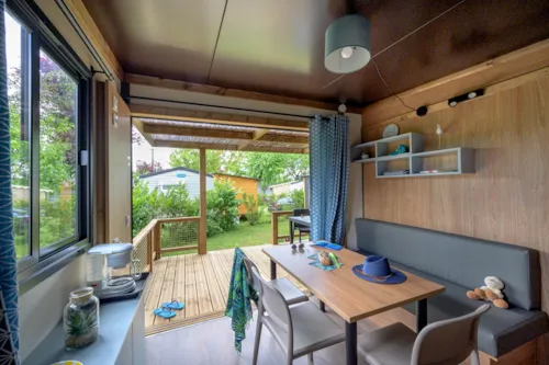 Accommodation - Cottage Morea Confort 25M²  2 Bedrooms+ Sheltered Terrace + Clim - image n°4 - Camping Le Château
