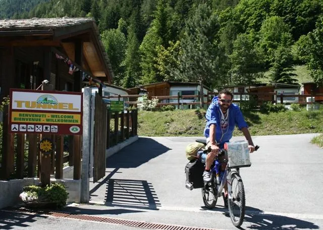 Camping Tunnel International