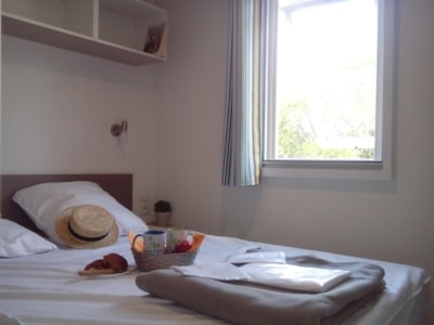 32m² Espace , 3 bedrooms, 11m² covered terrace + TV + air conditioning