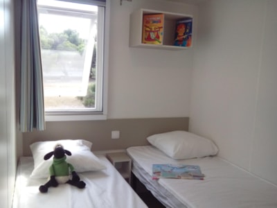 32m² Espace , 3 bedrooms, 11m² covered terrace + TV + air conditioning