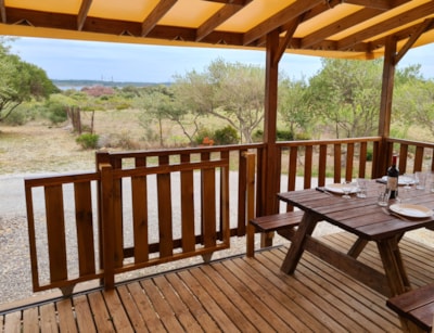 Cap Vert 29m², 2 bedrooms, air conditioning + covered or semi-covered terrace 11m² + TV + terrace