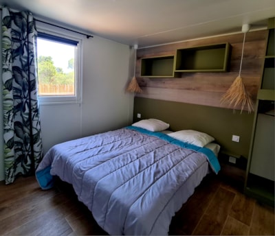 The XXL premium 35m² jacuzzi, , 2 bedrooms + 2 bathrooms + TV + dishwasher + air conditioning