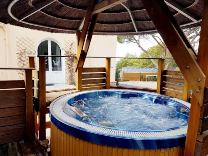 Casa Mobile Espace Sérénité Spa 31M² - Jacuzzi Privata - 3 Stanze - 2 Camere - Aria Condizionata