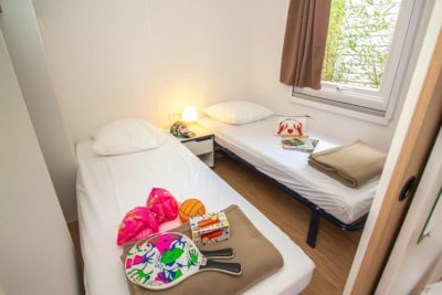 Mobilhome Provence Sérénité 25m² - 3 rooms - 2 bedrooms - Air conditioning — 4