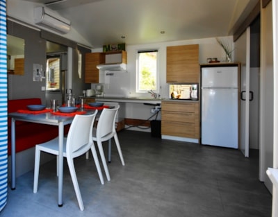 Mobile-home Espace Sérénité - adapted to the people with reduced mobility - Jacuzzi privatif — 3