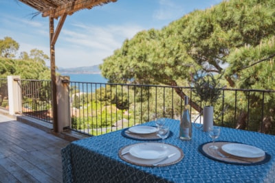 Apartment Bellevue 41m² - sea view - Private hot tub - Air conditioning and TV — 6