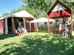 Mietunterkunft - Mini Lodge Lagrein Plus Mit Privatem Garten + Tv - Eurcamping Roseto