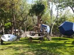 Huuraccommodatie(s) - Tree Tent Syrah With Private Garden - Eurcamping Roseto