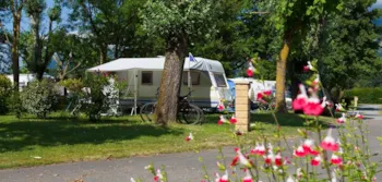 Stellplatz - Pauschale ** (+Wasser) - YELLOH! VILLAGE - LE LAVEDAN