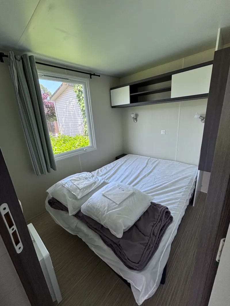 Mobil-Home 27M² Front De Lac / 2 Chambres - Terrasse