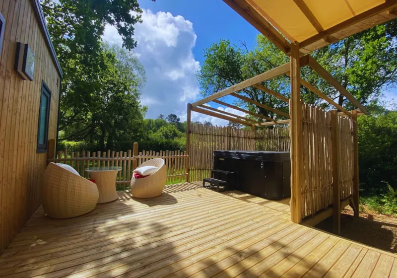 Cottage Premium & Spa :  2 Chambres + Terrasse Couverte + Lave-Vaisselle + Tv (32M²/2024)