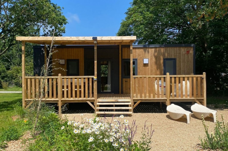 Lodge PREMIUM 2 kamers + overdekt terras + vaatwasser + TV (32m²/2024)