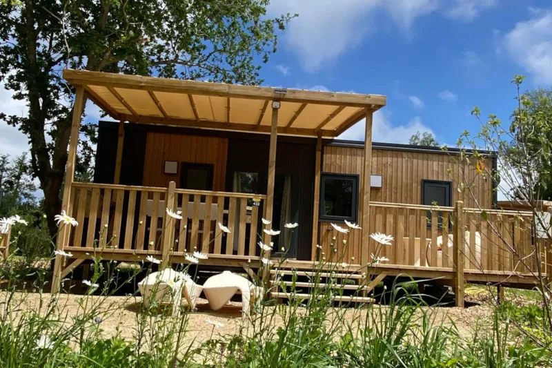 Cottage Premium : 2 Chambres + Terrasse Couverte + Lave-Vaisselle + Tv (32M²/2024)