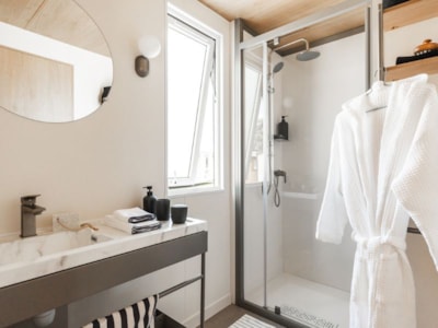 COZY Lodge "844": 2 bedrooms + Covered terrace + Dishwasher + TV (32 m² / 2026) — 8