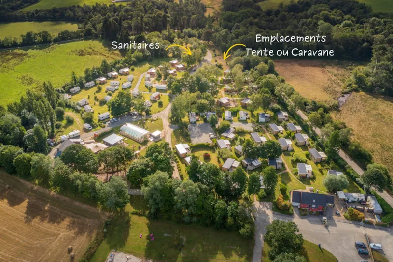 Emplacement Tente Ou Caravane : 1 Personne + 1 Voiture + Électricité