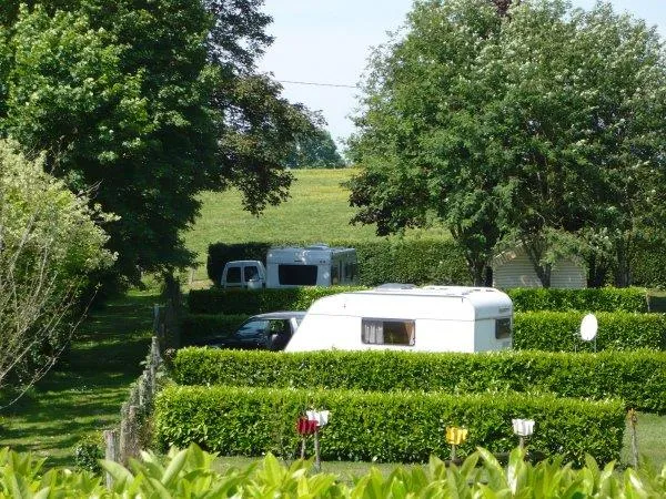 Emplacement Caravane Ou Camping-Car Avec Électricité