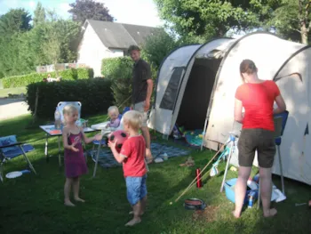 Pitch - Pitch + Tent + Electricity - Camping Les Tournesols