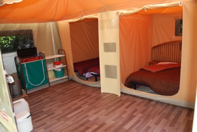 Canvas bungalow Caraïbes 20m² and patio 10.5m² - 2 bedrooms - without own bathroom/toilet