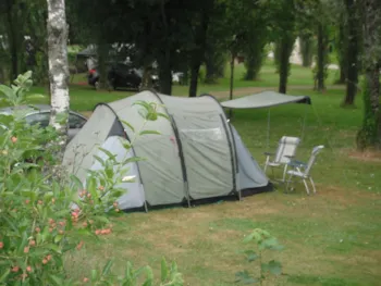 Pitch - Pitch For Hiker - Camping Les Tournesols