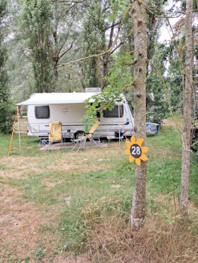 Caravan or motorhome site with electricity