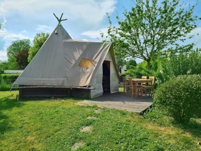 Tipi Glamping Insolite
