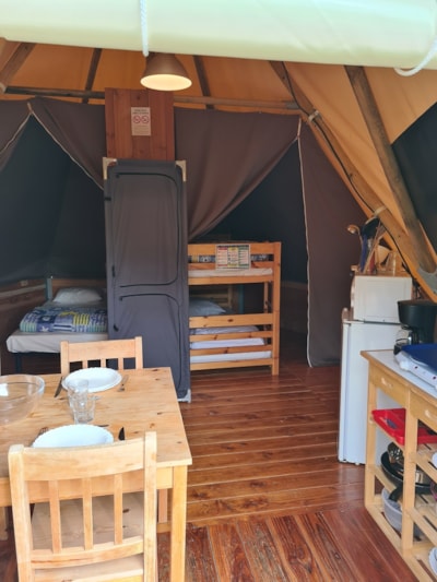 Tipi Glamping Insolite