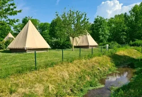 Tipi Glamping Insolite