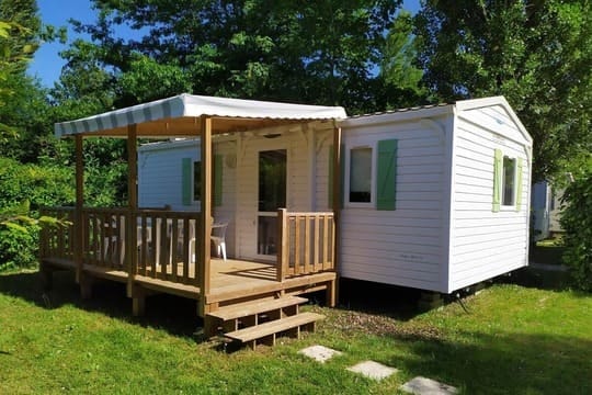 Mobilheim Super Mercure 26m² - 2 Zimmer - halbbedeckte Terrasse 11m² - TV
