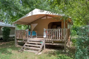 Accommodation - Lodge Canada 20M² - 2 Bedrooms - Sheltered Terrace 13M² - Camping du Lac de Groléjac en Dordogne