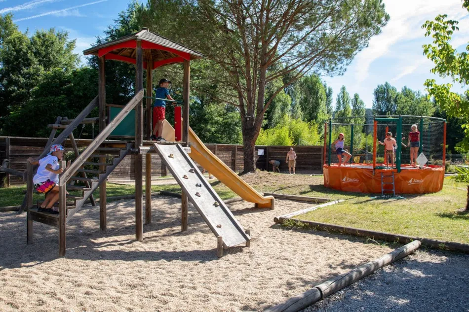 Camping du Lac de Groléjac en Dordogne