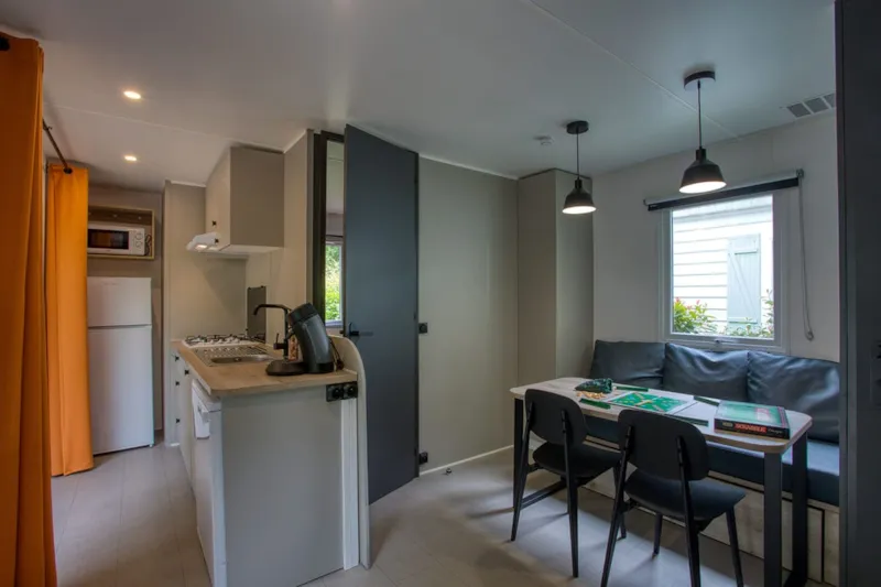 Mobil-Home Tribu 2X26m² - 4 Chambres - Terrasse Semi-Couverte 22M² - Tv - Lave Vaisselle