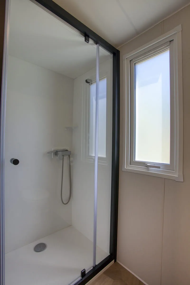 Mobil-Home Bahia Compact 20M² - 1 Chambre - Terrasse Couverte 11M² - Tv