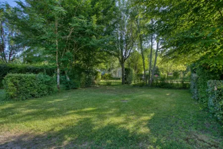 Pitch - Comfort Pitch: 2 People + Vehicle + Electricity - Camping du Lac de Groléjac en Dordogne