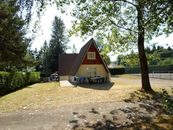 Mietunterkunft - Chalet Pointu 45M² - Camping Les Pinasses