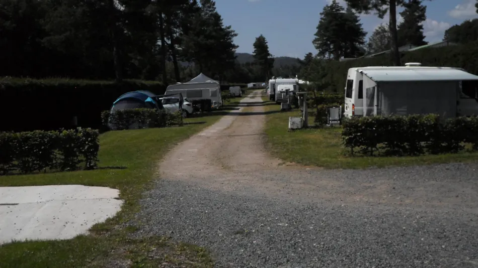 Camping Les Pinasses