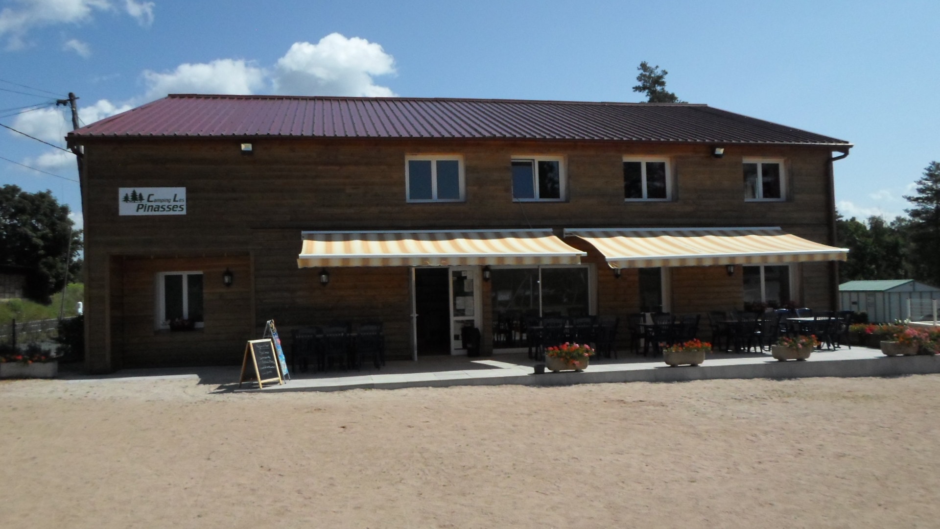 Camping Les Pinasses — Foto 9