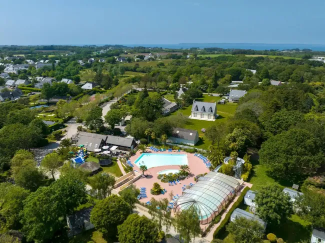 Clico Chic - La Baie de Douarnenez - image n°1 - Camping Direct