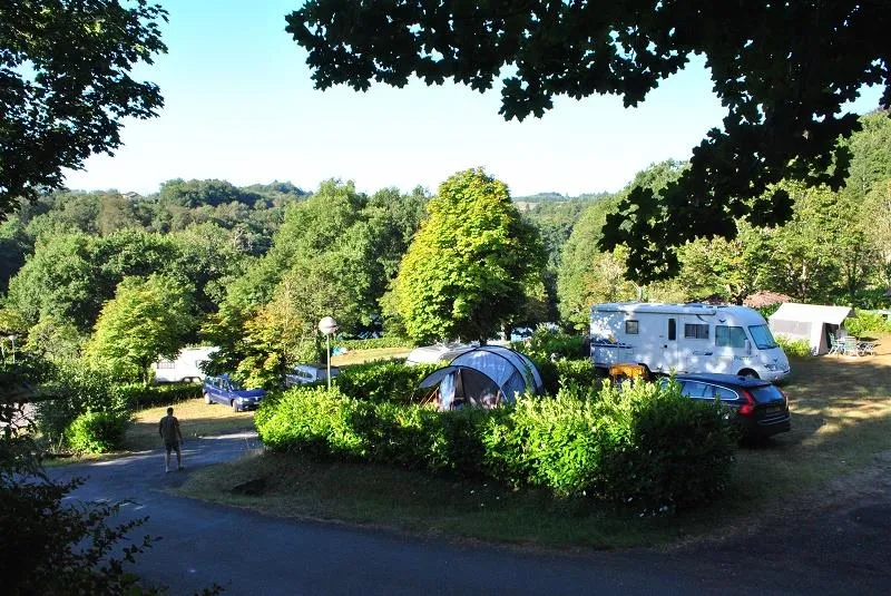 Emplacement - Emplacement Sans Électricité - Camping Au Pont du Dognon