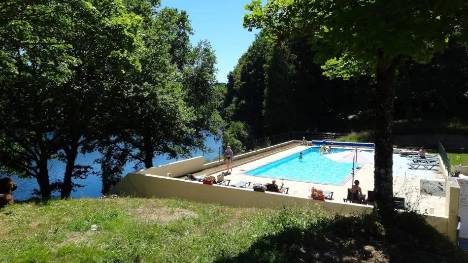 Camping Au Pont du Dognon
