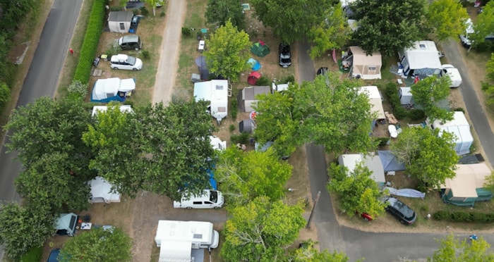 Emplacement + Électricité 6A | 2Pers