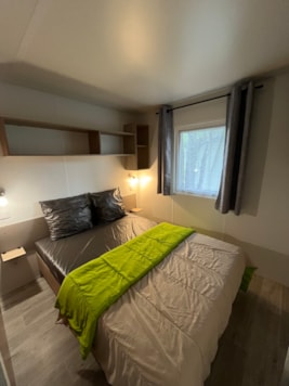 Air-conditioned mobile home with 2 bedrooms