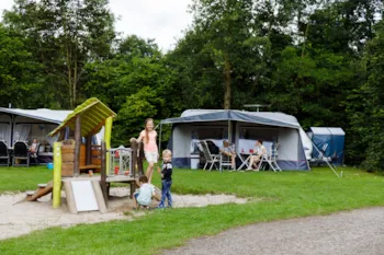 Stellplatz - Stellplatz - 100M² - RCN Vakantiepark Zeewolde