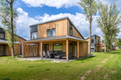 Holiday home de Zilverreiger with sauna