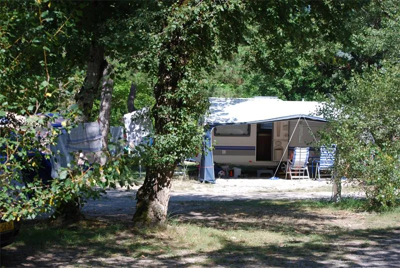 Forfait Privilège - Bord De Rivière - Électricité 10A