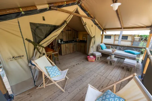 Accommodation - Lodge Insolite Pinède 46M² - 2 Bedrooms + Sheltered Terrace + Plancha - - image n°4 - Flower Camping la Pinède