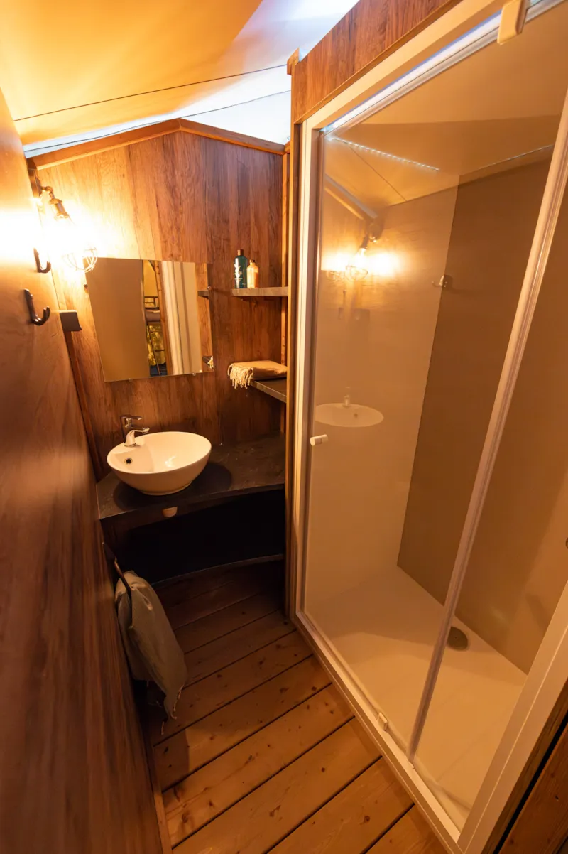 Lodge Insolite Pinède 46M² - 2 Chambres + Terrasse Couverte + Plancha -